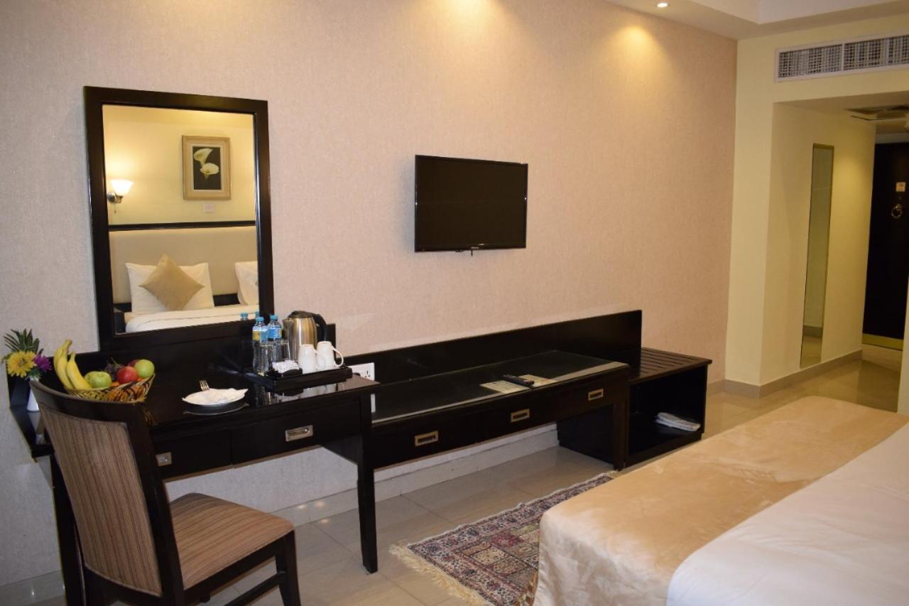 Palm Beach Hotel Dubai Ngoại thất bức ảnh